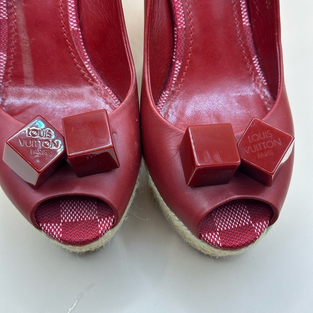 š„LOUIS VUITTON Red Leather, Espadrille & Logo "Dice" Wedge Heels š„ - Picture 10 of 16